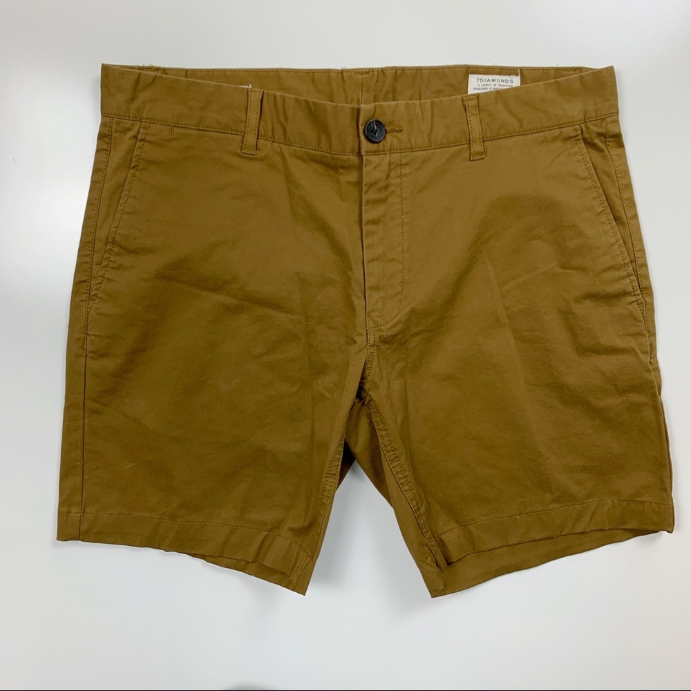 7Diamonds men’s tan shorts 31/32